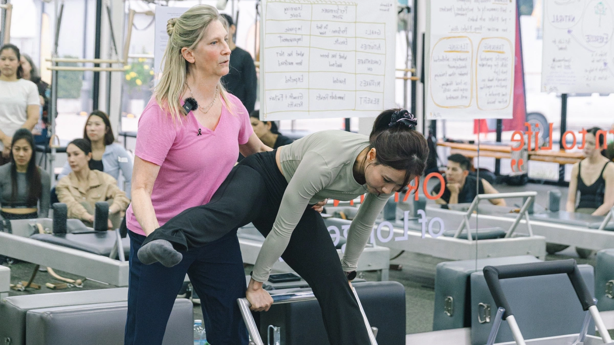 Teresa Shupe teaching Pilates